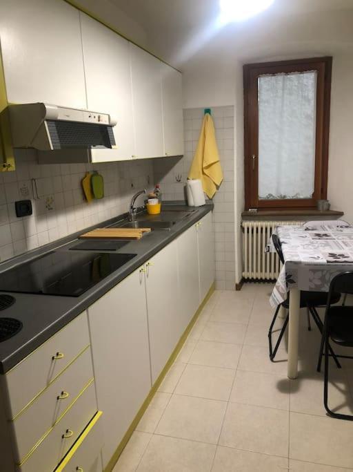 La Casa Di Rox Ad Aosta - Small Holiday Apartment In Central Aosta - Alloggio Ad Uso Turistico - Vda - Aosta - N 0304 Buitenkant foto